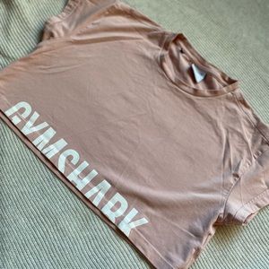 Lt pink Gymshark crop top size small